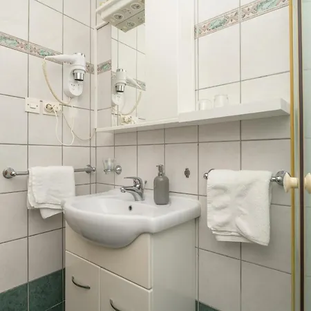 Noris Apartment *